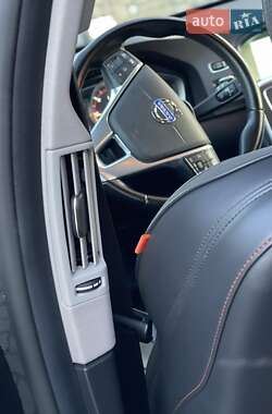 Универсал Volvo V60 2014 в 