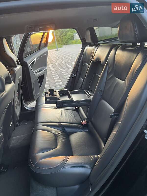 Универсал Volvo V60 2014 в Звягеле