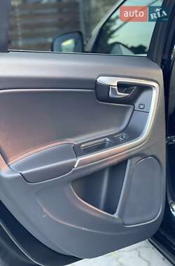Универсал Volvo V60 2014 в 