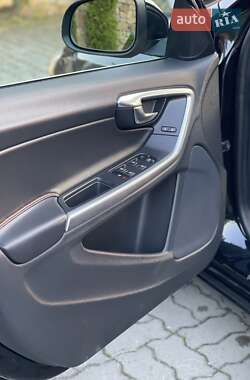 Универсал Volvo V60 2014 в 