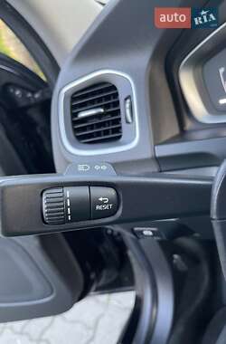 Универсал Volvo V60 2014 в 