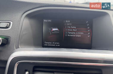 Универсал Volvo V60 2012 в 