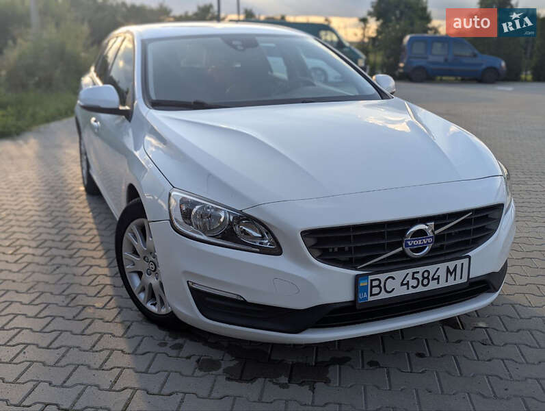 Volvo V60 2016