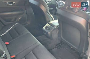 Универсал Volvo V60 2020 в 