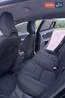 Универсал Volvo V60 2011 в 