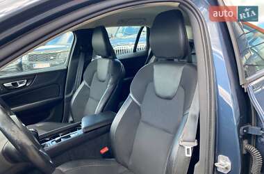 Универсал Volvo V60 2019 в 