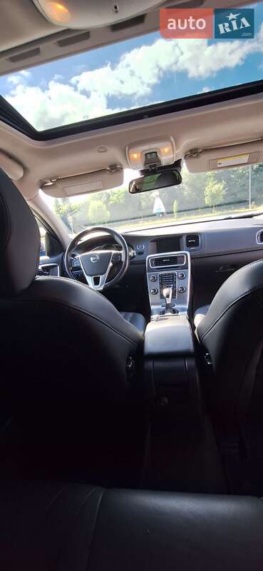 Универсал Volvo V60 2014 в Львове