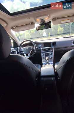 Универсал Volvo V60 2014 в 