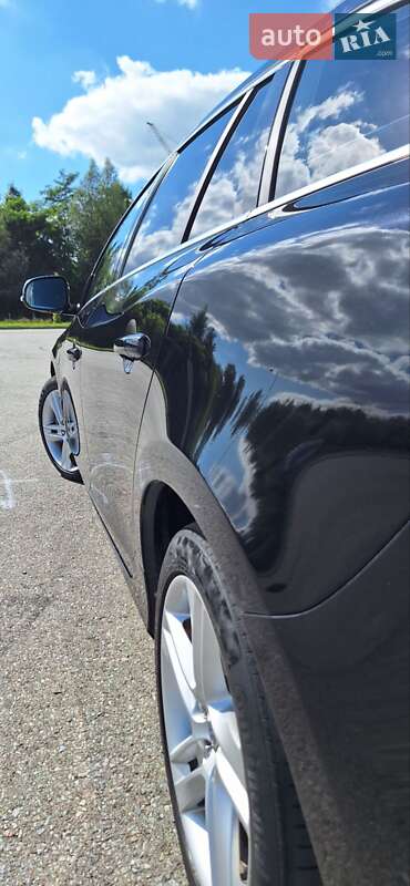 Универсал Volvo V60 2014 в Львове