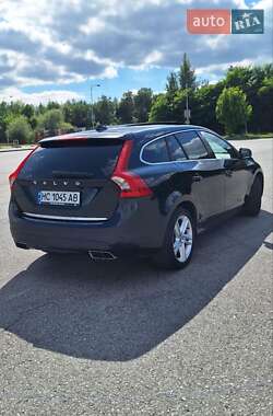 Универсал Volvo V60 2014 в 
