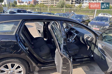 Универсал Volvo V60 2013 в 