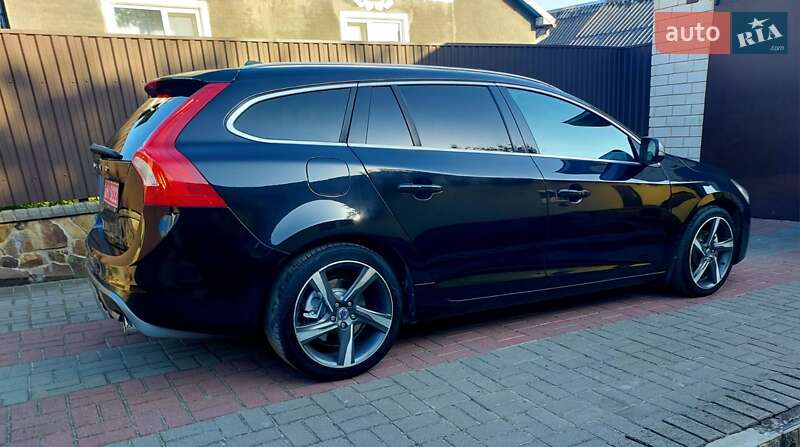 Универсал Volvo V60 2012 в Бродах