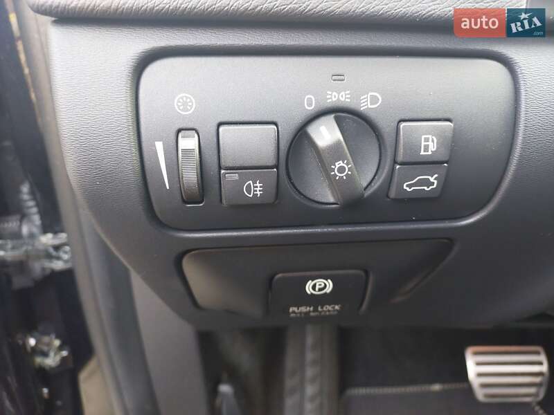 Универсал Volvo V60 2012 в Бродах