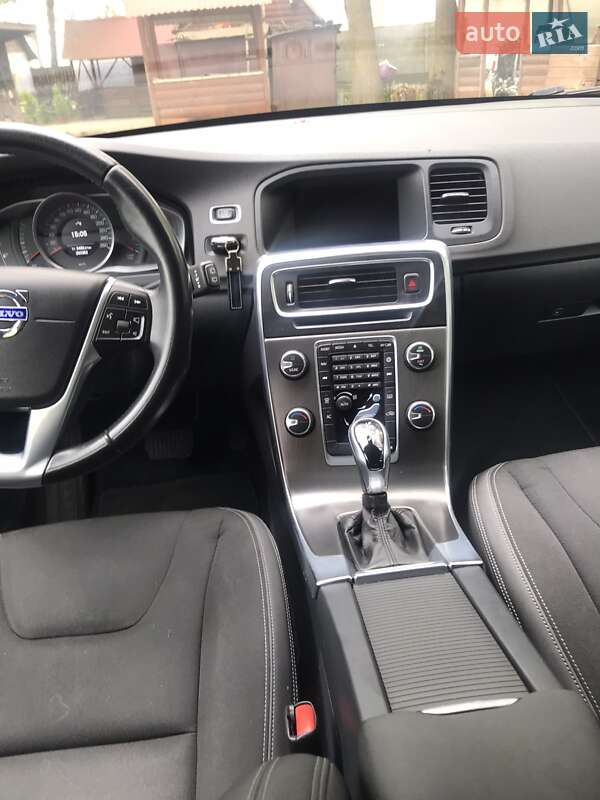 Универсал Volvo V60 2014 в Стрые