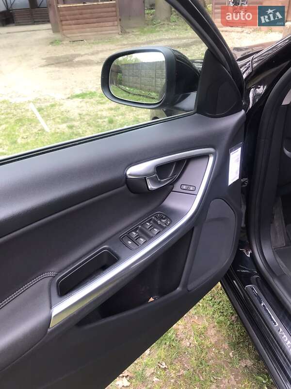 Универсал Volvo V60 2014 в Стрые