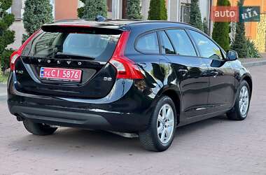 Универсал Volvo V60 2012 в 