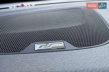 Универсал Volvo V60 2012 в 