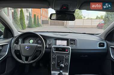 Универсал Volvo V60 2012 в 