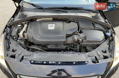Универсал Volvo V60 2011 в 