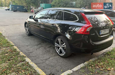 Универсал Volvo V60 2011 в 