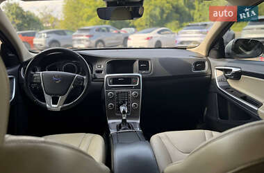 Универсал Volvo V60 2016 в 