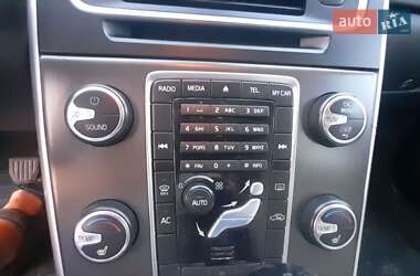 Универсал Volvo V60 2013 в 