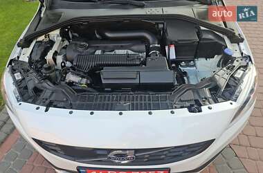 Универсал Volvo V60 2016 в 