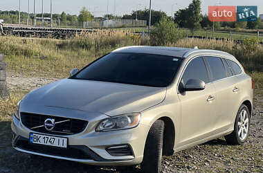 Универсал Volvo V60 2016 в 