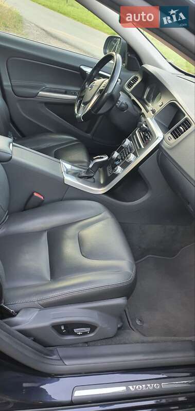 Универсал Volvo V60 2016 в Ирпене фото 6 Универсал Volvo V60 2016 в Ирпене