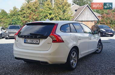 Универсал Volvo V60 2015 в 