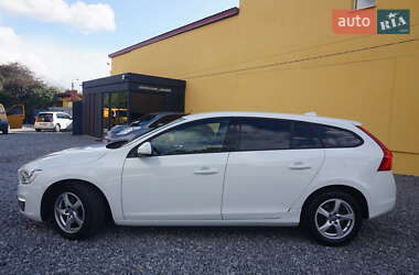 Универсал Volvo V60 2015 в 