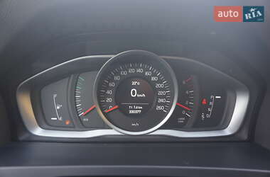 Универсал Volvo V60 2015 в 