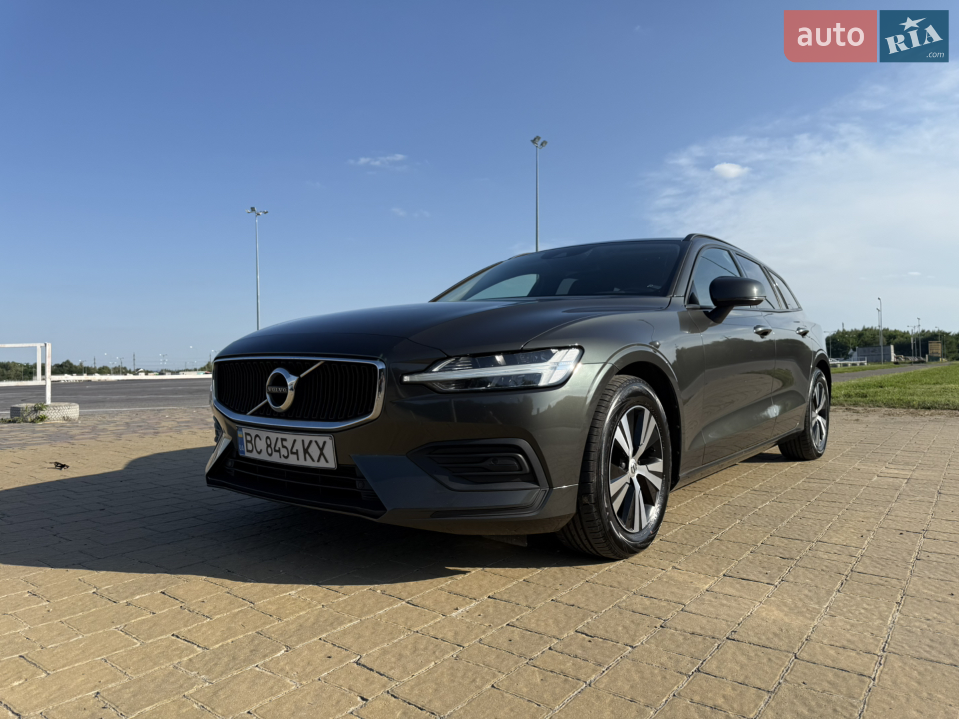 2019 Volvo V60 - мініатюра 12