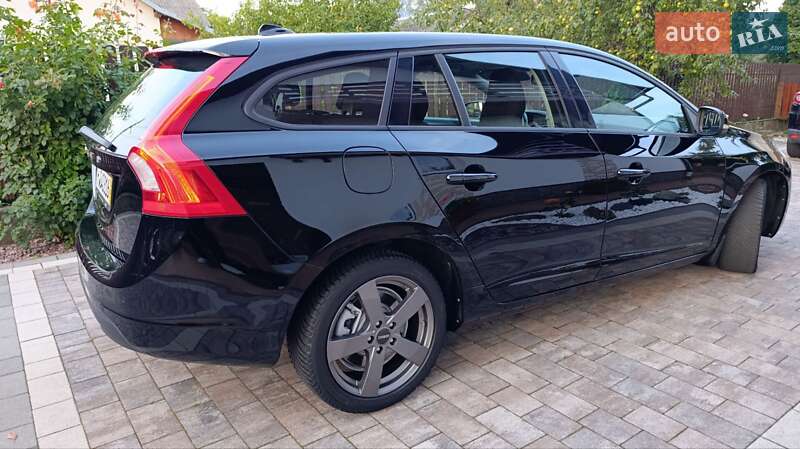 Универсал Volvo V60 2011 в Стрые
