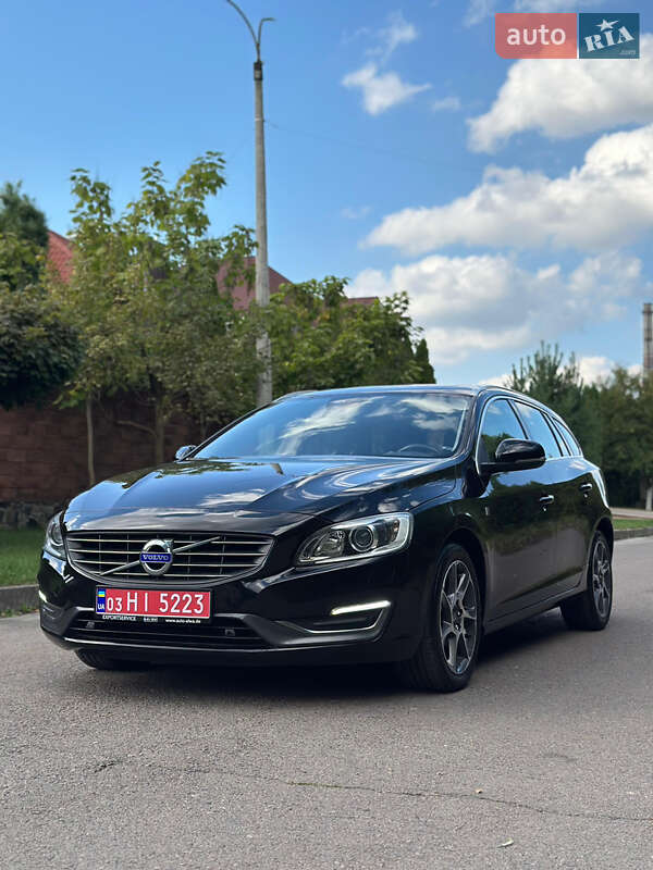 Універсал Volvo V60 2015 в Рівному