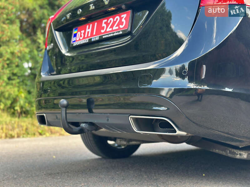 Універсал Volvo V60 2015 в Рівному