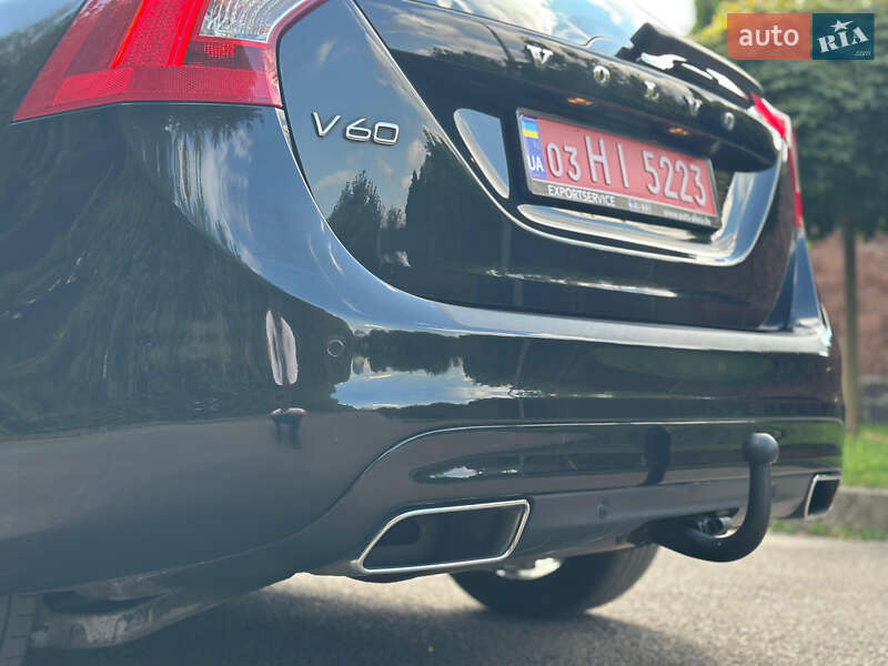 Універсал Volvo V60 2015 в Рівному