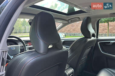 Универсал Volvo V60 2015 в 