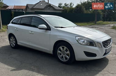 Универсал Volvo V60 2011 в 