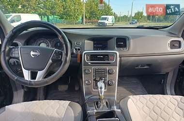 Универсал Volvo V60 2012 в 