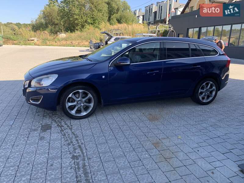 Універсал Volvo V60 2011 в Львові