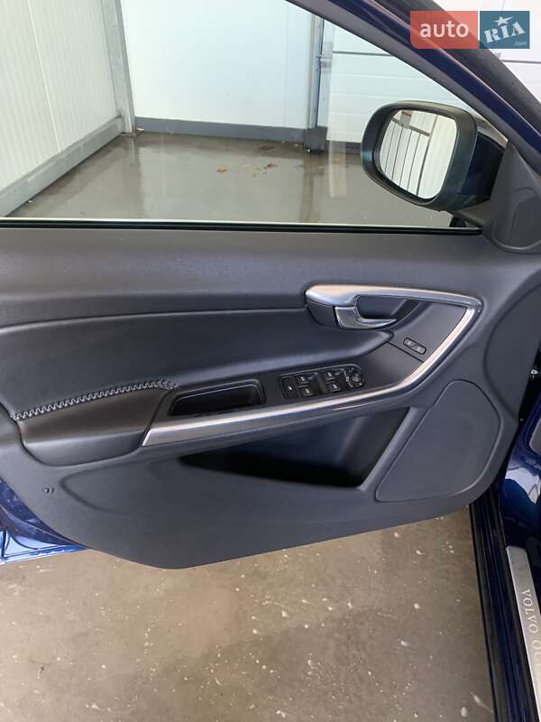 Універсал Volvo V60 2011 в Львові