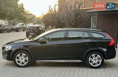 Универсал Volvo V60 2017 в 