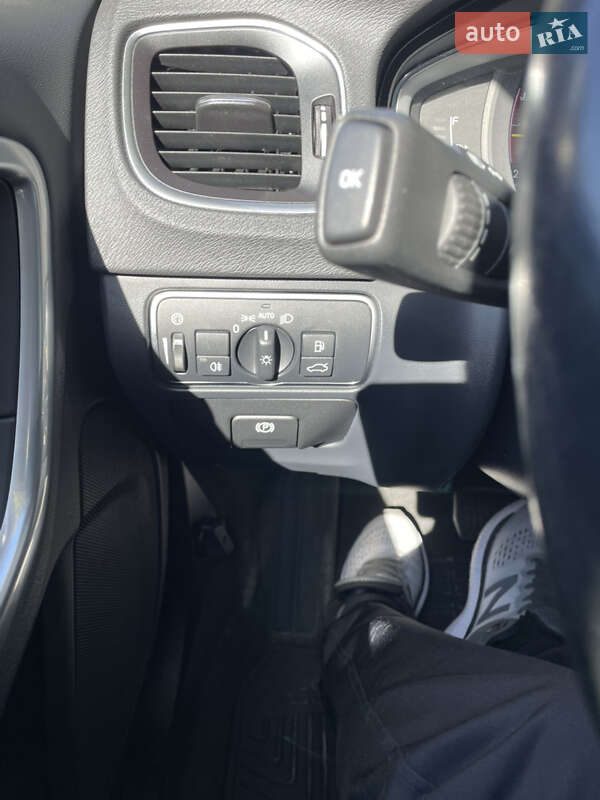 Универсал Volvo V60 2014 в Тернополе