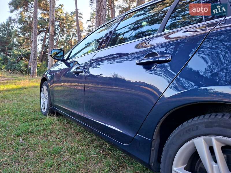 Универсал Volvo V60 2014 в Ровно