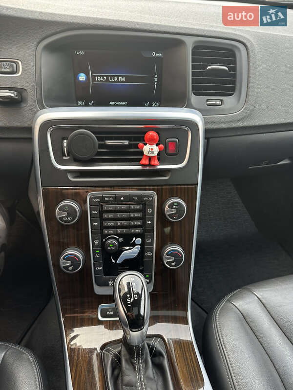Універсал Volvo V60 2014 в Львові фото 10 Універсал Volvo V60 2014 в Львові