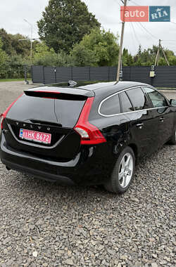 Универсал Volvo V60 2011 в 