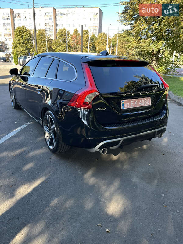 Универсал Volvo V60 2011 в Луцке