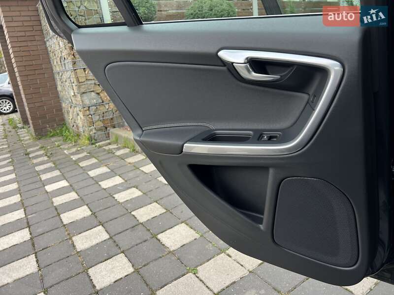 Универсал Volvo V60 2012 в Стрые