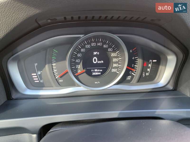 Универсал Volvo V60 2014 в Львове